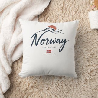 Almofada Bandeira Minimalista da Noruega Montanha