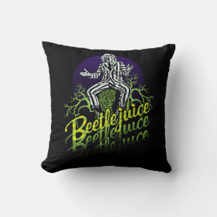 Almofada Beetlejuice   Sitting on a Tombstone