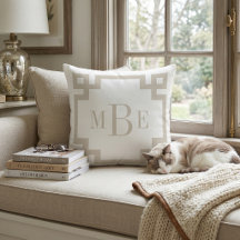 Bege Claro e Branco Greek Key | Monogramado