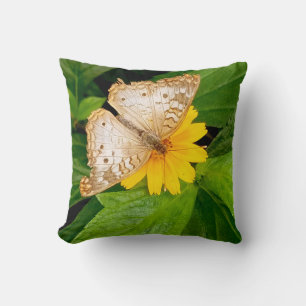Almofada belíssima mariposa branca flor amarela