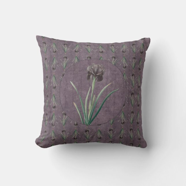 Almofada Black Iris on an antique tapestry (Frente)