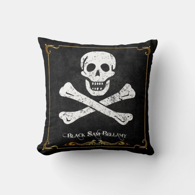 Almofada Black Sam Bellamy Skull & Bones Pirata Flag Traves (Frente)