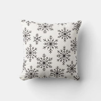 Almofada Black & White Snowflake Throw Pillow – Minimalist 