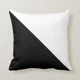 Almofada Bloco de Cores Preto e Branco na Diagonal