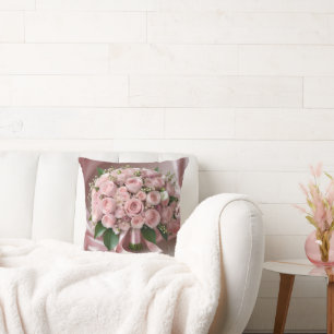 Almofada "Blush of Love: A Buquê do Romance Eterno"