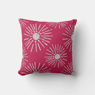 Almofada Bold Retro Sunburst Pattern in Deep Pink