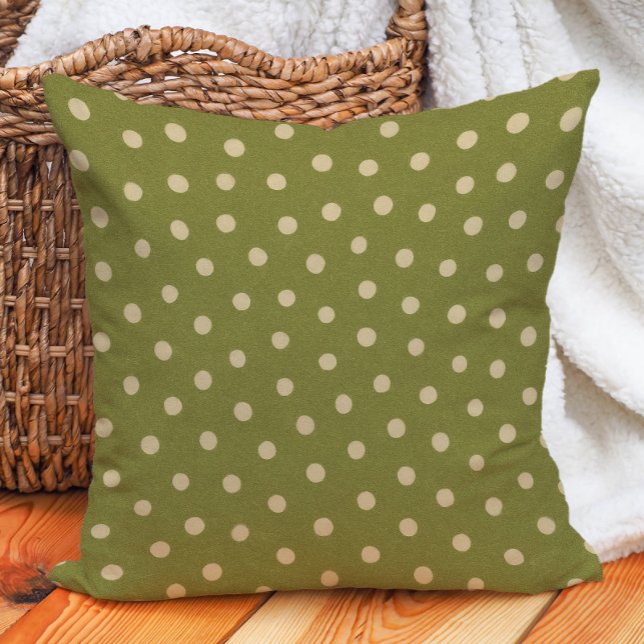 Almofada Bolinhas de bege verde-oliva retrô (Retro, vintage olive green and beige polka dot decorator pillow)