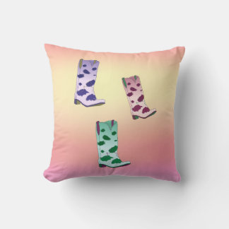 Almofada Boot Scoot Throw Pillow