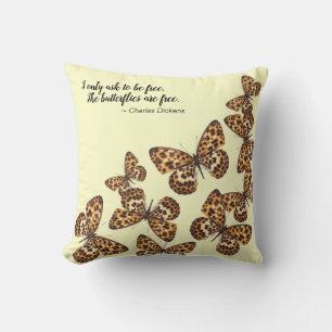 Almofada Borboletas com manchas semelhantes a leopardos e c