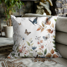 Almofada Borboletas Elegantes com Folhagem Exuberante