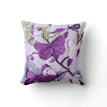 Borboletas roxas em uma ramificação