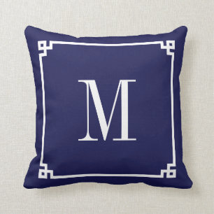 Almofada Borda Monogramada Chave Grega Azul Marinho e Branc