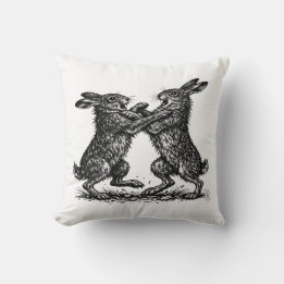 Almofada Boxing Hares – Haunted Ink Woodland Duel