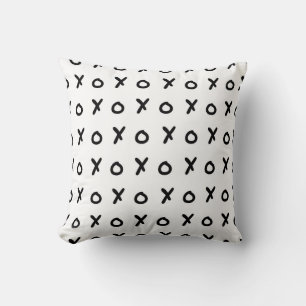 Almofada Branco & Preto X O XO X&O's Moda Fofo