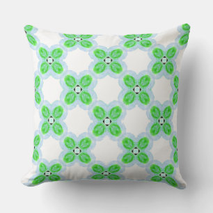Almofada Bright Emerald em Baby Blue