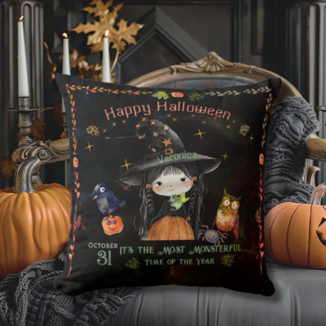 Almofada Bruxa Bonita de Halloween Preta (Cute Halloween Witch Black Throw Pillow)