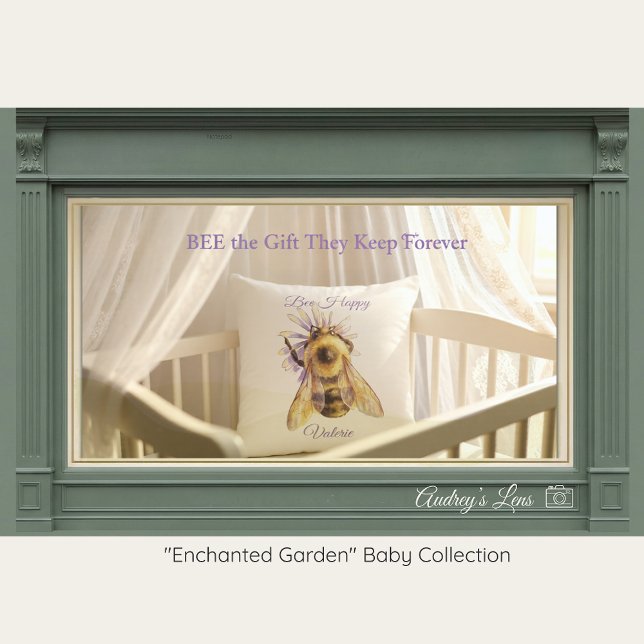 Almofada Bumblebee Nursery Pillow | Whimsical Garden (Criador carregado)