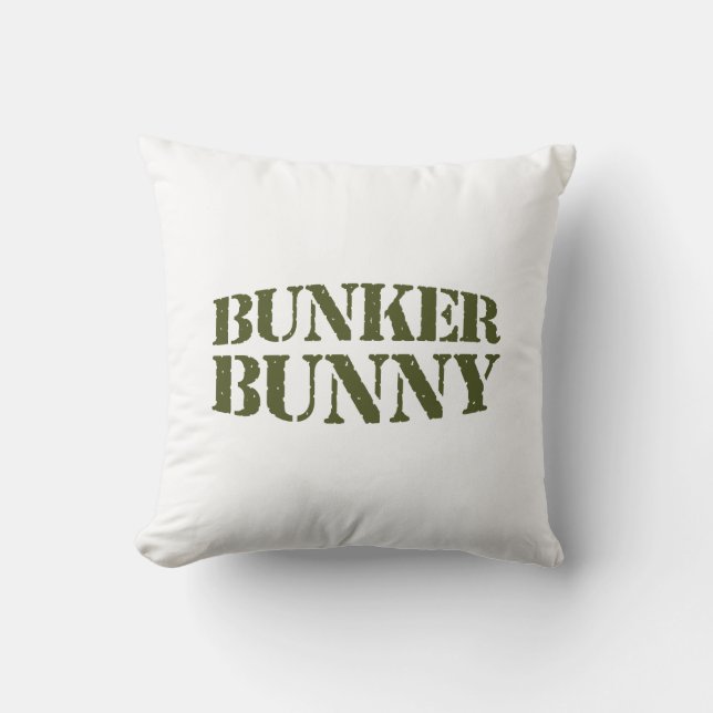 ALMOFADA BUNKER BUNNY (Frente)