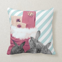 Almofada Bunnies Peeking no saco de Papais noeis
