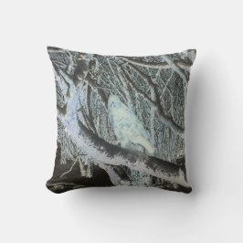 Almofada Buzzard Reversível Spooky na Ramificação