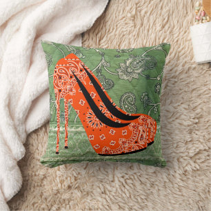 Almofada Cabeçalhos Vermelhos Negros com Paisley Design 16