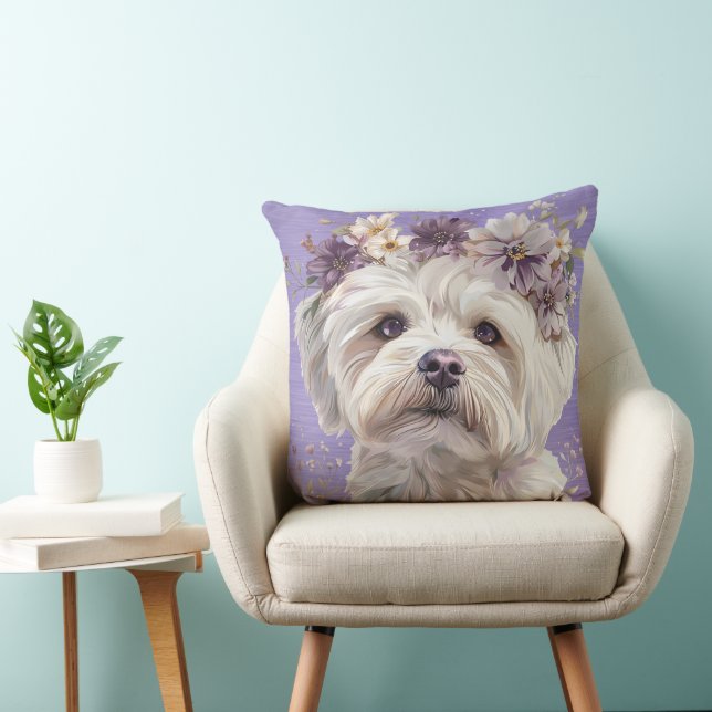 ALMOFADA CACHORRO MALTESE COM FLORES DE ROUPA (Cadeira)