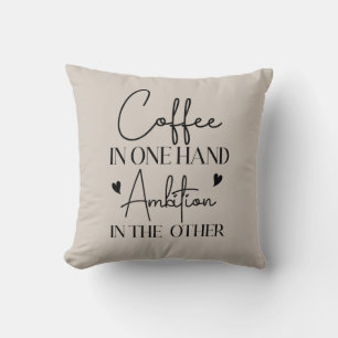 Almofada Café Em Uma Ambição De Mão Na Outra Engraçada