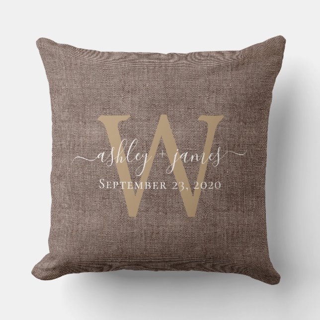 Almofada Café Linen Monogramas Guarda-Casamento (Frente)