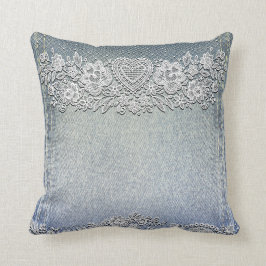 Almofada Calça Jeans Azul e Renda Branca Coração