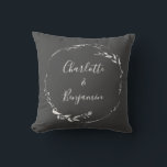 Almofada Caligrafia Botânica Negra Personalizada<br><div class="desc">Travesseiro decorativo Personalizado de Caligrafia de Script Personalizado,  preto e branco, </div>
