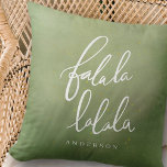 Almofada Cantando Falala Modern Stars Natal<br><div class="desc">Design é falalalala escrito em letra cursiva lúdica. Adicione o nome da família.</div>