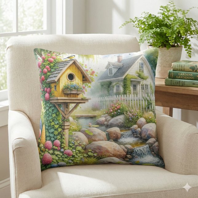 Almofada Casa de pássaros caprichosa de jardim de campo com (Whimsical Cottage Garden Birdhouse Stream Throw Pillow Mockup A)