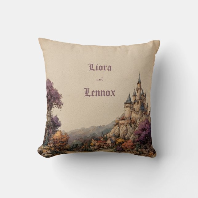 Almofada Casamento de Crest do Castelo Whimsical (Frente)