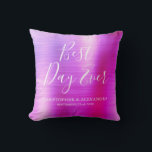 Almofada Casamento Púrpura Rosa-Rosa do-Melhor Dia<br><div class="desc">O melhor dia de casamento de Travesseiro moderno, feminino moderna e elegante, cor-de-rosa e roxo, perfeito para um casamento ou Chá de panela elegante. Este travesseiro de festa é perfeito para um presente de casamento Chá de panela. Se você precisar de itens adicionais correspondentes, entre em contato com o designer....</div>