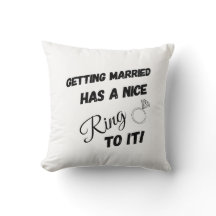 Casar Tem Um Bom Anel Para O Noivado