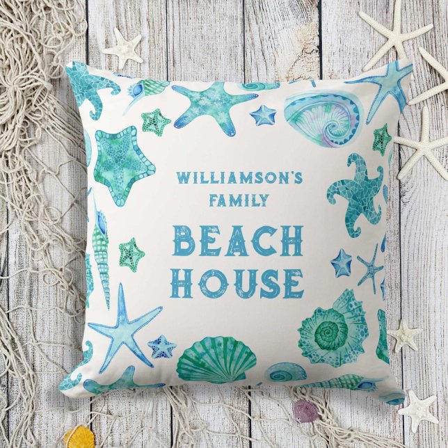 Almofada Cascas do Mar e Starfish Family Beach House (Sea Shells and Starfish Family Beach House Throw Pillow)