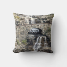 Cascata No Parque Nacional Glacier