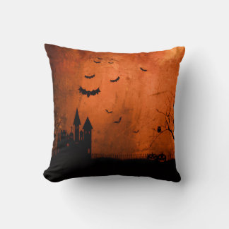 Almofada Castelo Assustador na Noite de Halloween 🎃