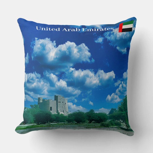 Almofada Castelo majestoso do antigo Fujairah UAE (Frente)