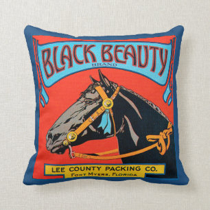 Almofada Cavalo de Beleza Negra em Fundo Vermelho
