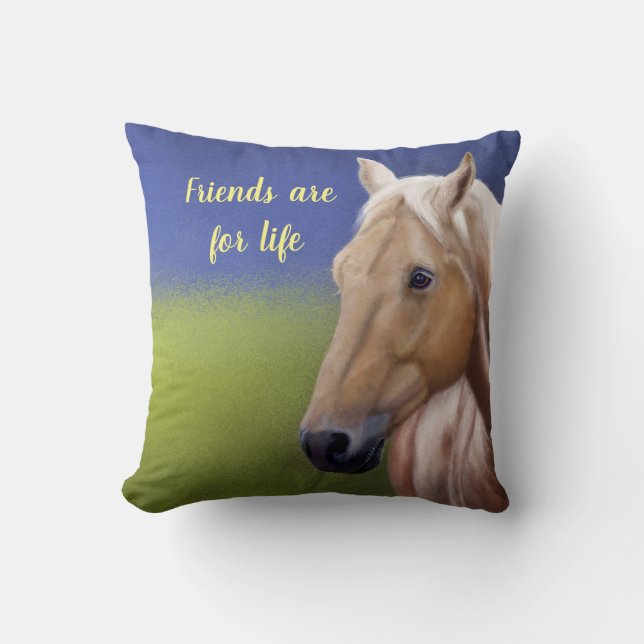 Almofada Cavalo em um campo verde lúcido em um dia de verão (Frente)