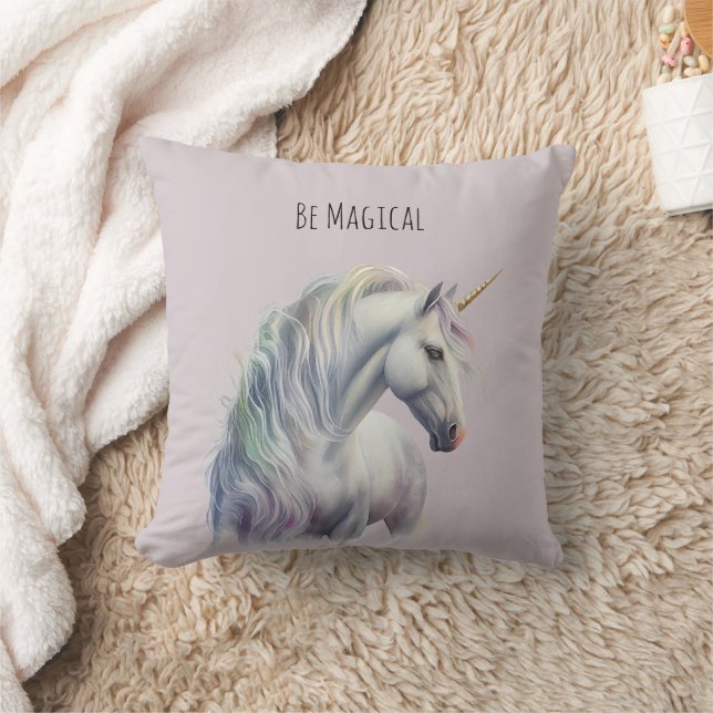 Almofada Cavalo Mágico Branco com Chifre de Ouro (Cobertor)