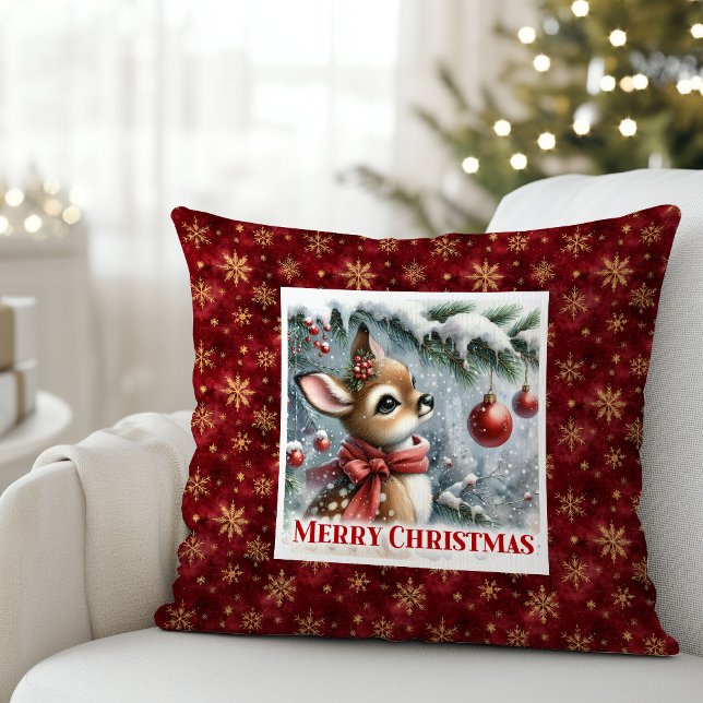 Almofada Cena de Natal com cervo bebê radiante na floresta  (Radiant baby deer snowy forest Christmas scene pillow)