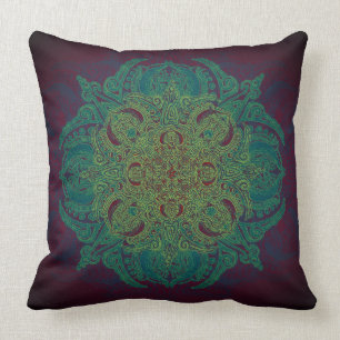 Almofada Cerceta & mandala Lacey do verde sobre Borgonha