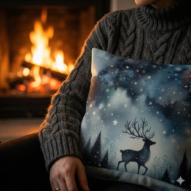 Almofada Cervo Noturno Invernal Estrelado (Starry Winter Night Deer Throw Pillow)