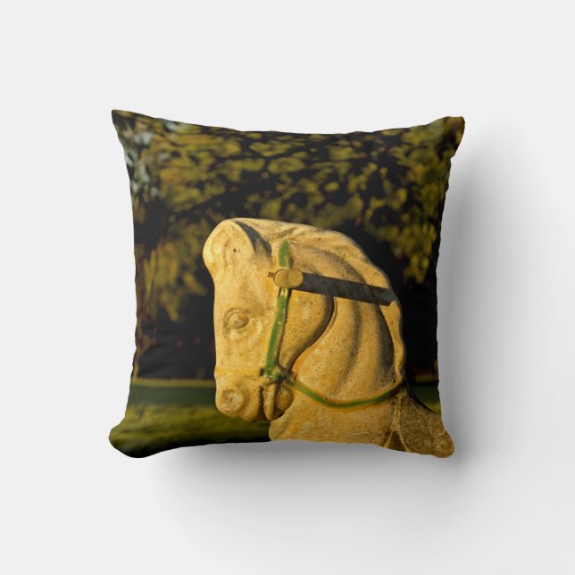 Almofada Chestnut Horse (Frente)