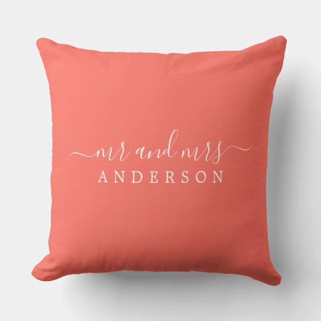 Almofada Chic Newlywn Sr. Coral Monograma (Frente)