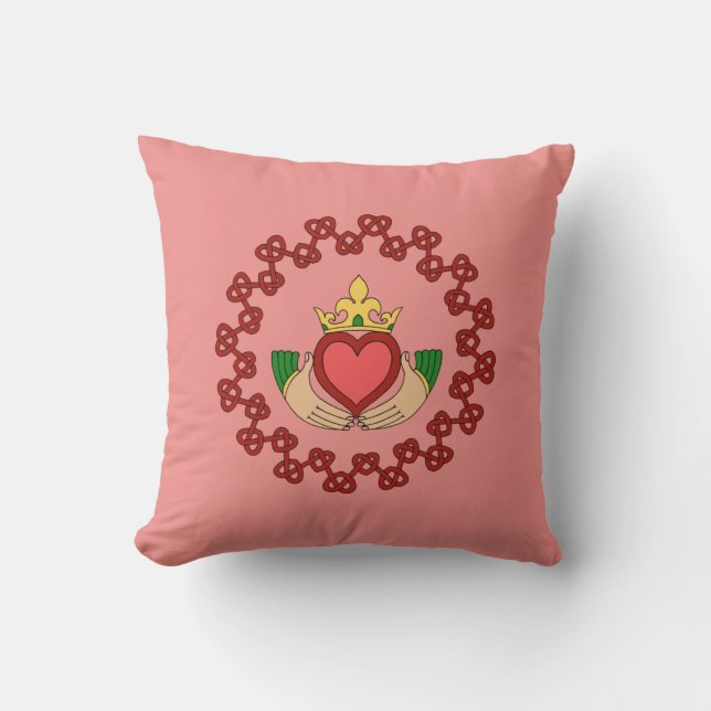 Almofada Claddagh e Red Knotwork a rosa (Frente)