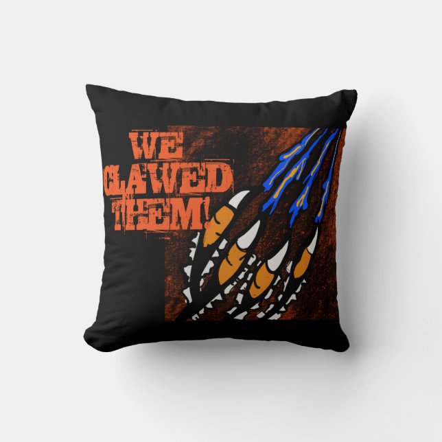 ALMOFADA CLASSES LARANJA E PRETA (Frente)