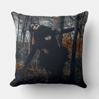 Almofada Clownin' Around In Da Woods